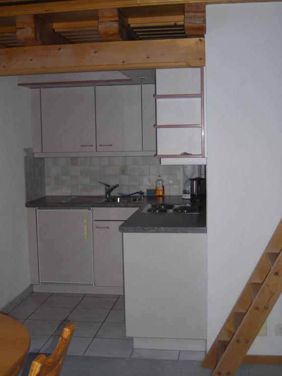 Chalet Spinne Grindelwald Zimmer foto